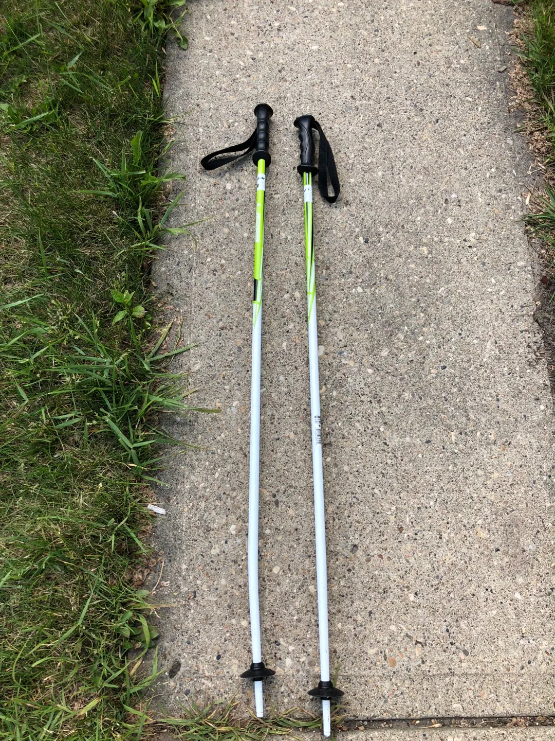 Kids Ski Poles. 40” long thumbnail
