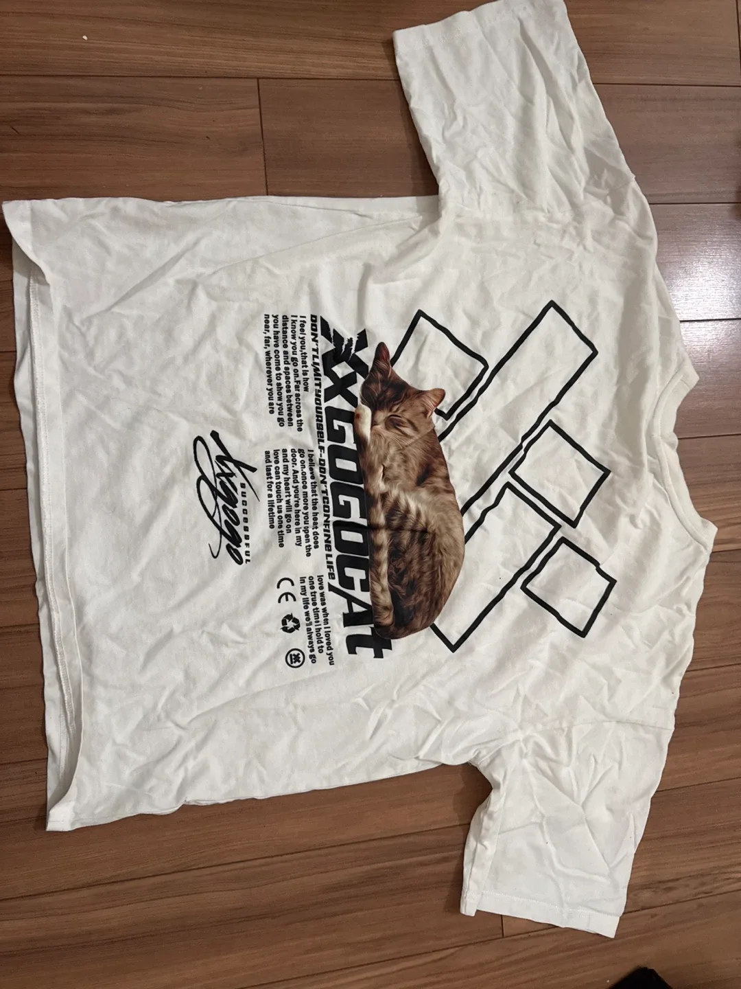 White Graphic T-Shirt image indicator(2)