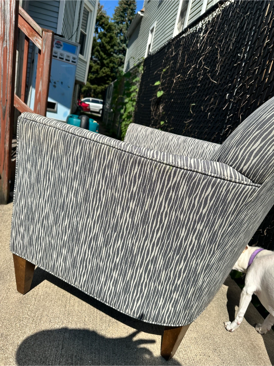 Striped Armchair - photo 3