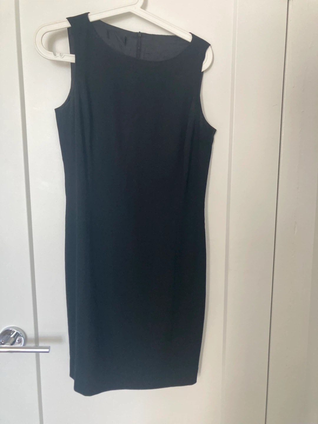 Black Sleeveless Dress
