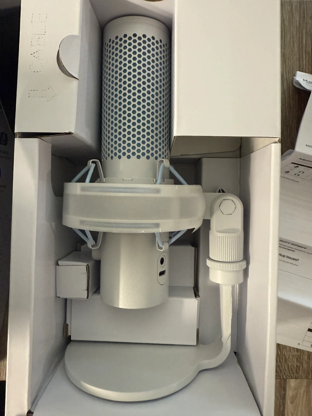 HyperX QuadCast S White Microphone - New in Box! - photo 4