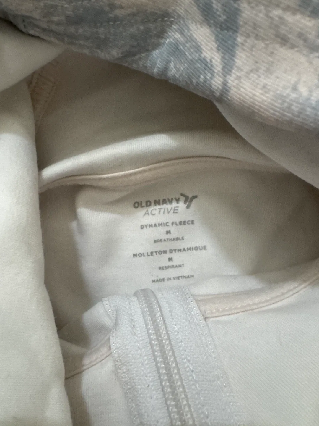 Old Navy Active Dynamic Fleece Hoodie - Size M image indicator(2)