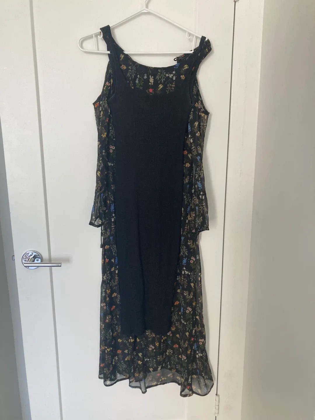 Floral Print Dress - Black thumbnail