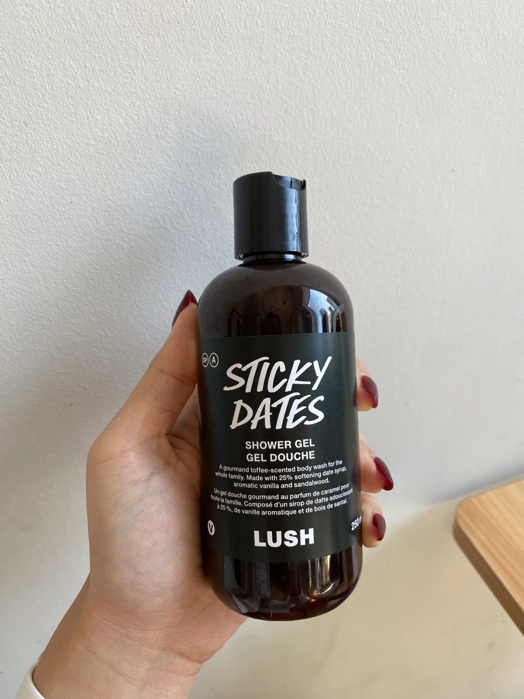 Lush Sticky Dates Shower Gel 250ml