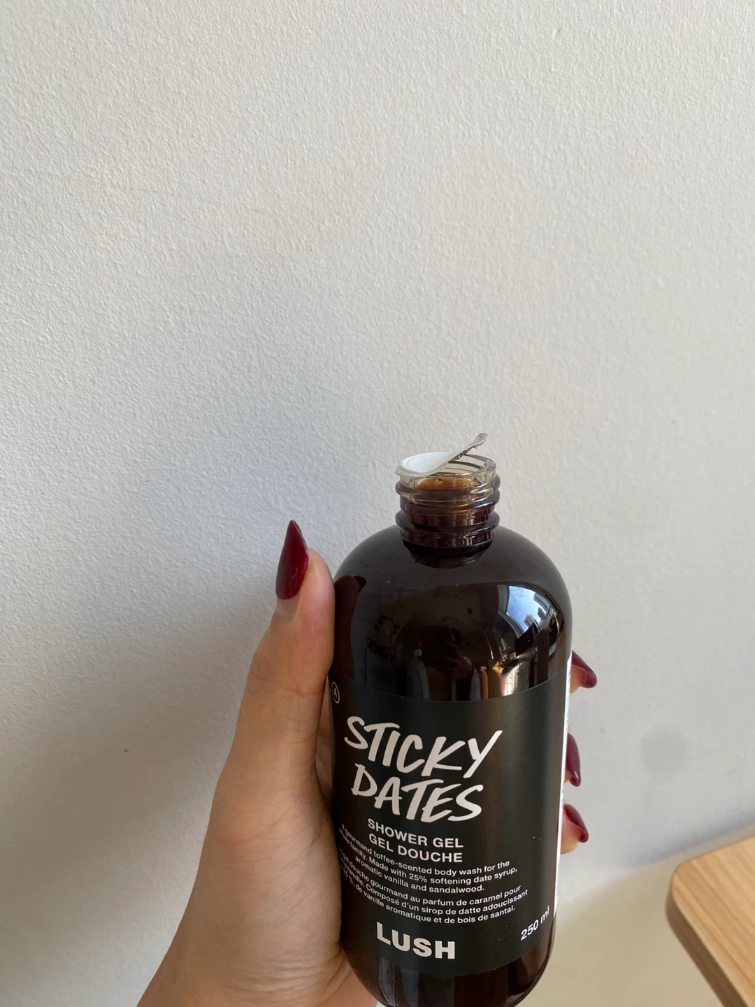 Lush Sticky Dates Shower Gel 250ml - photo 2