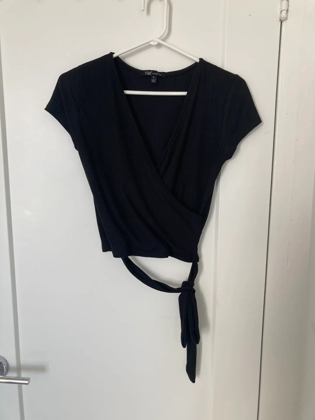 YMI Collections Black Wrap Top - Size Small thumbnail