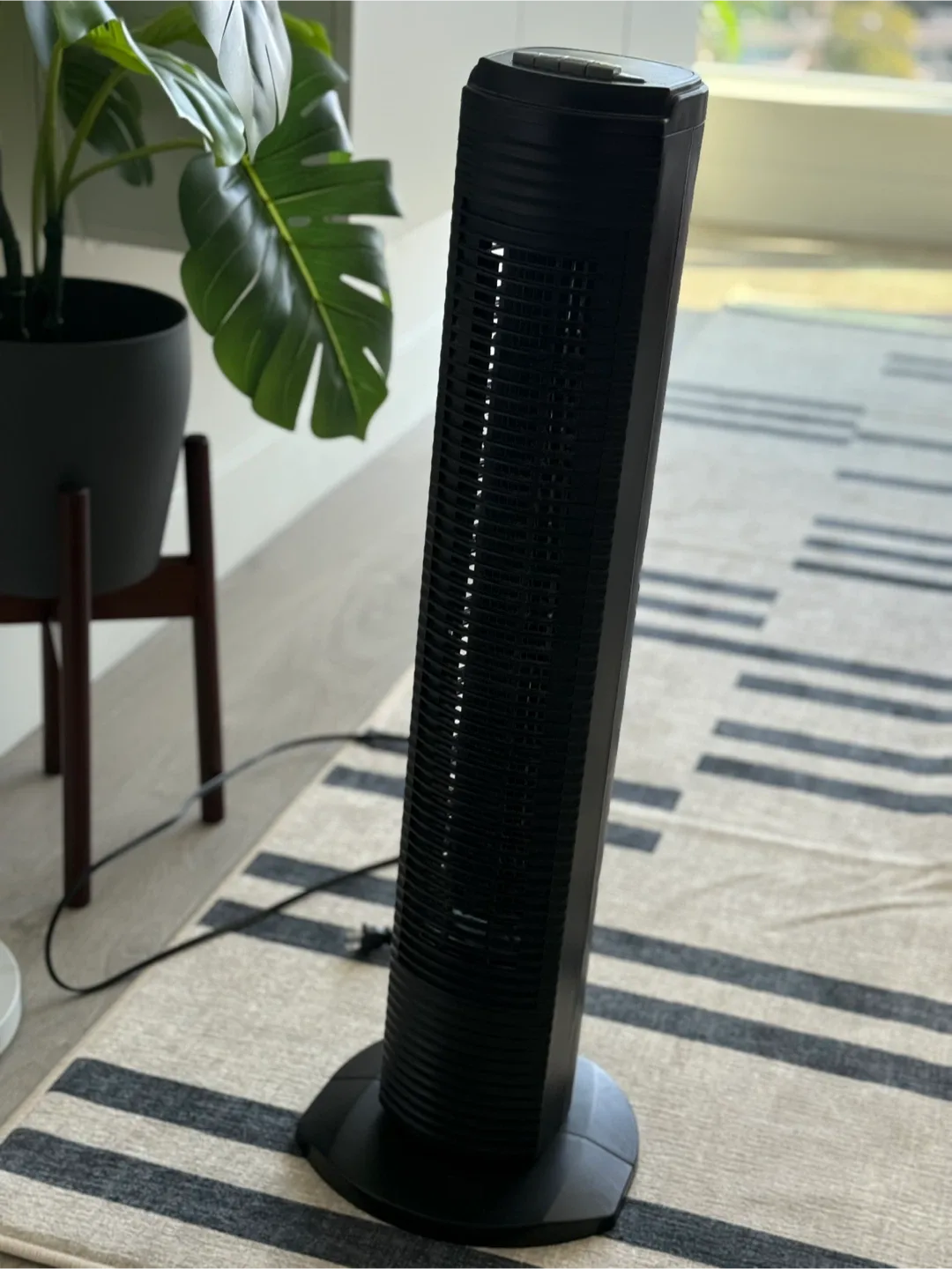 Sunbeam Black Tower Fan image indicator(2)