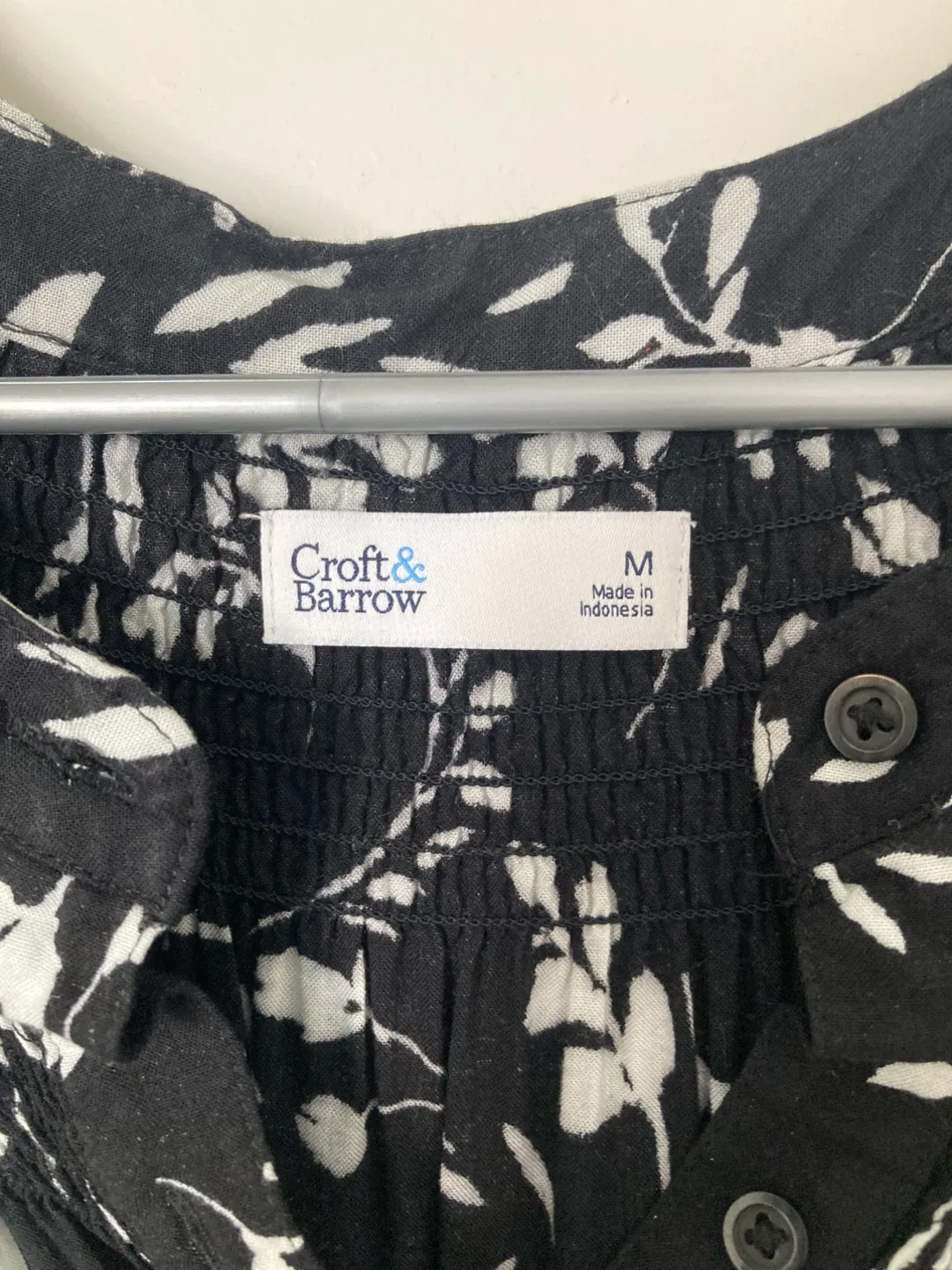 Croft & Barrow Black Floral Dress - Size M image indicator(2)