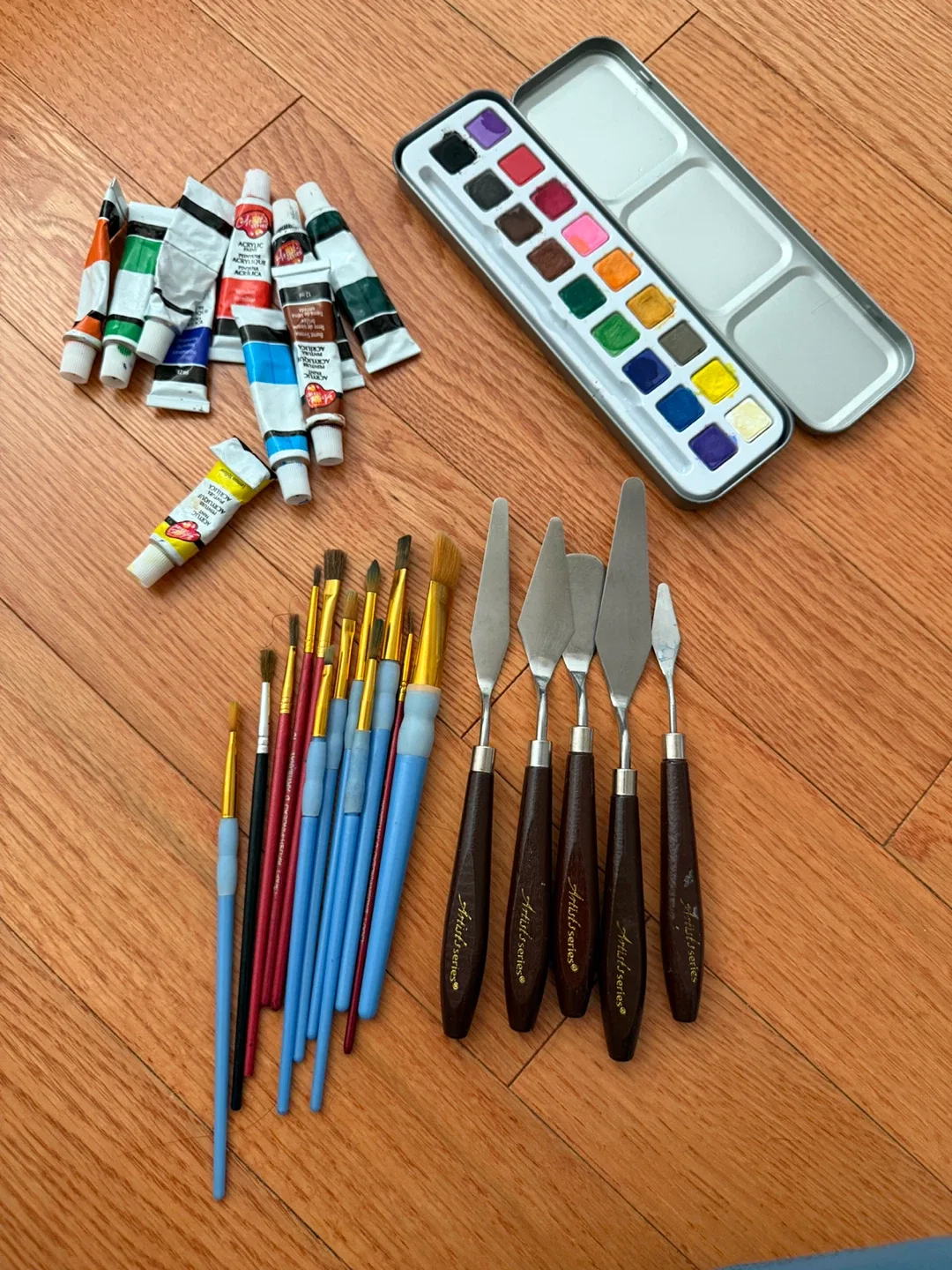 Artist's Series Painting Set - Acrylics, Brushes, Palette Knives thumbnail