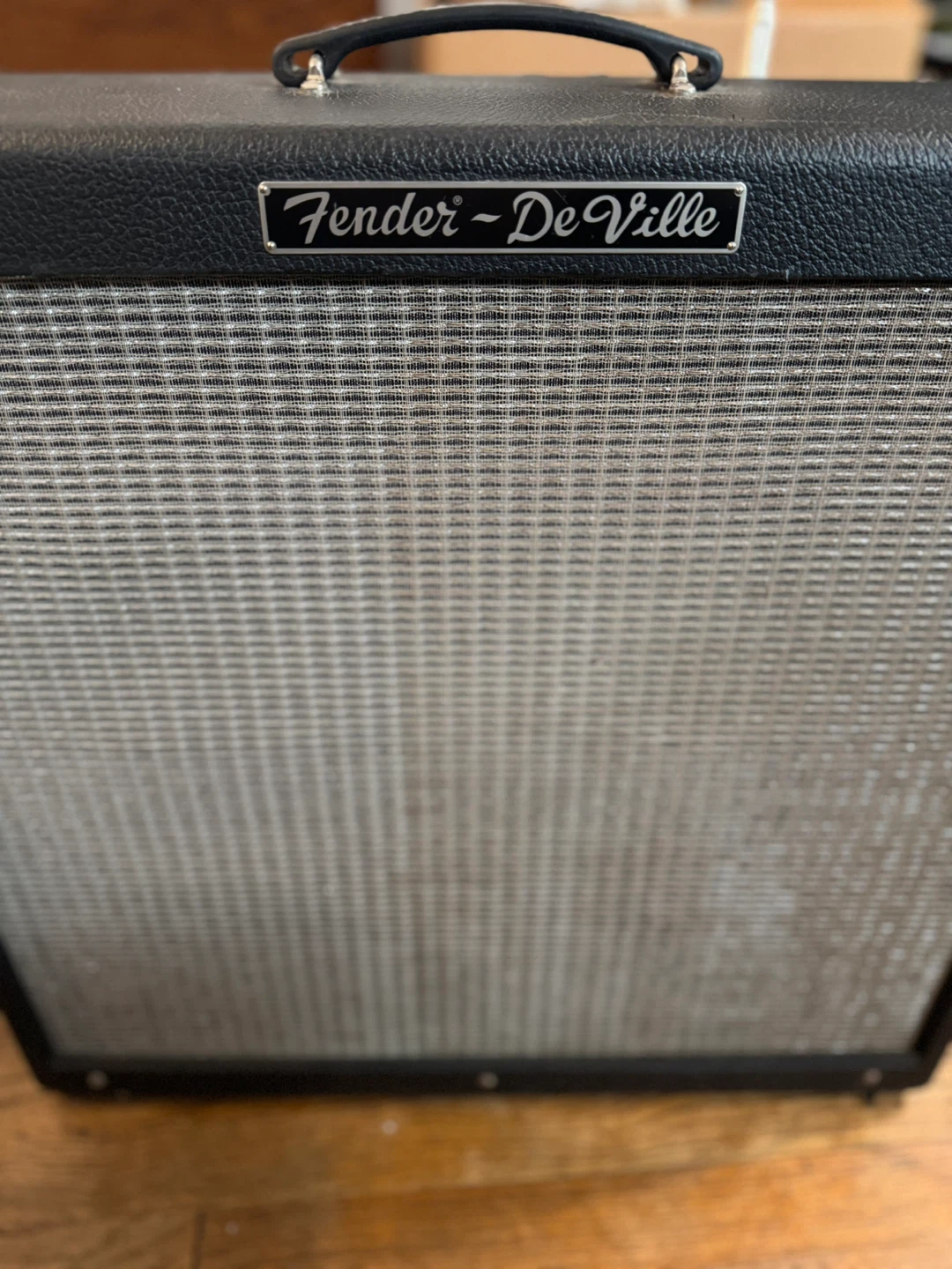 Fender Deville Amplifier - photo 2