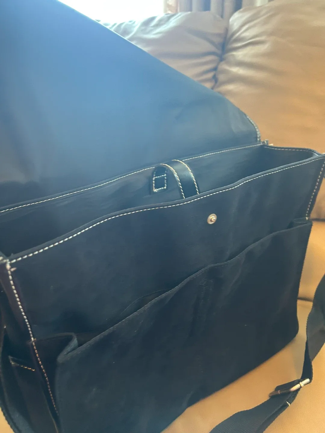 Kenneth Cole Black Messenger Bag image indicator(5)