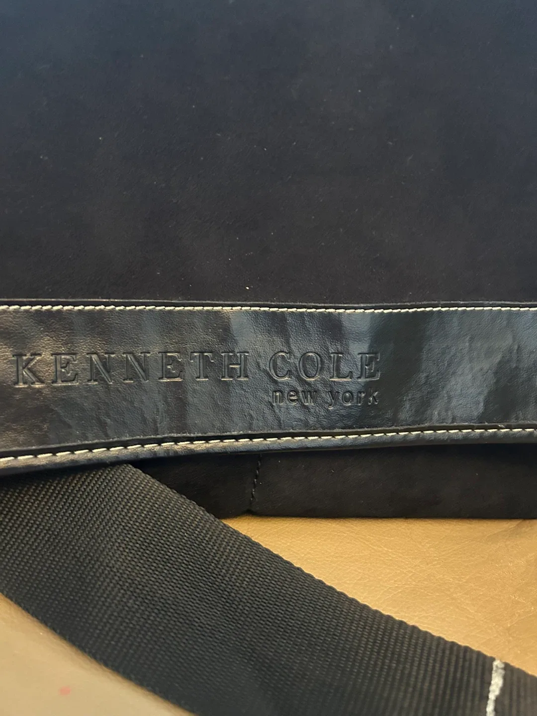 Kenneth Cole Black Messenger Bag image indicator(6)