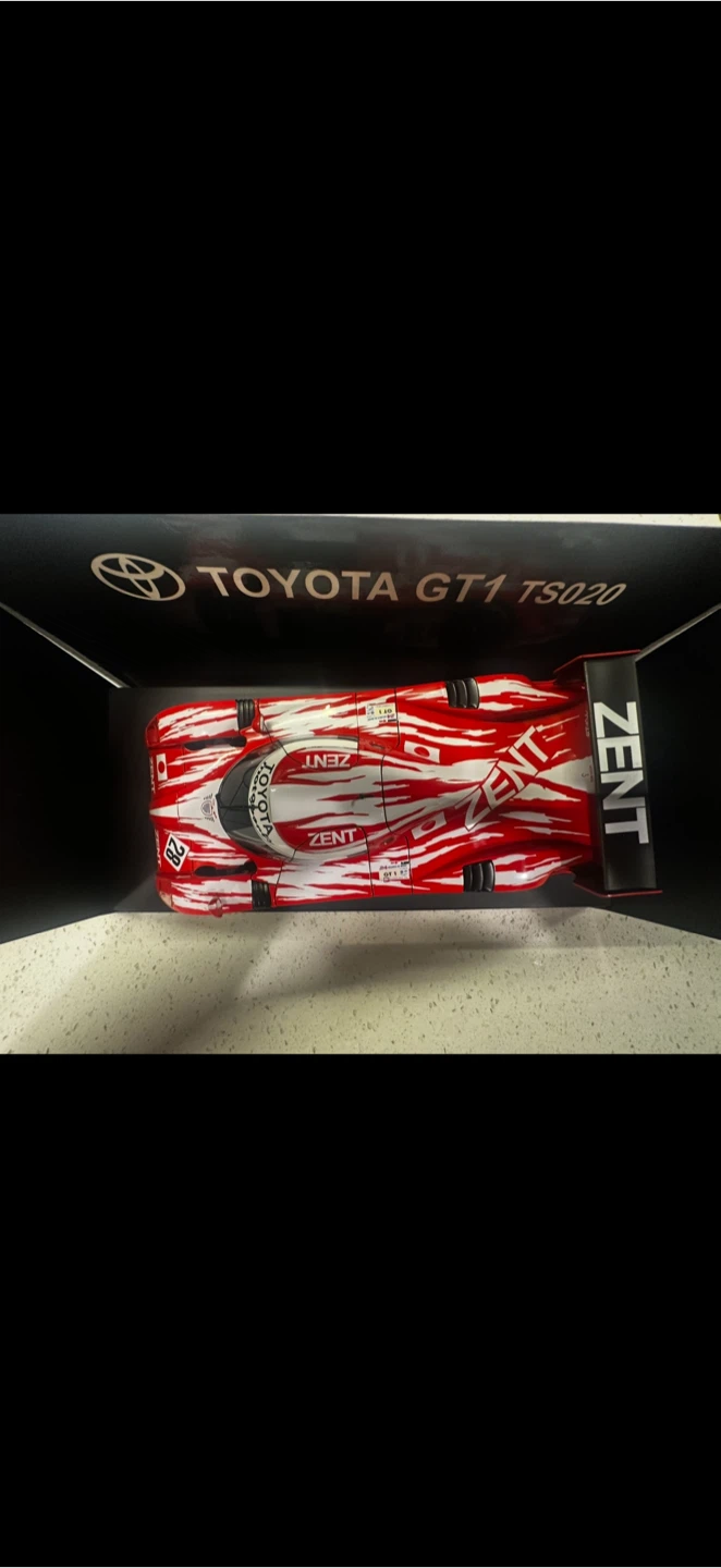 AUTOart 1998 #28 Toyota GT1 TS020 Le Mans 24 Hours - photo 3