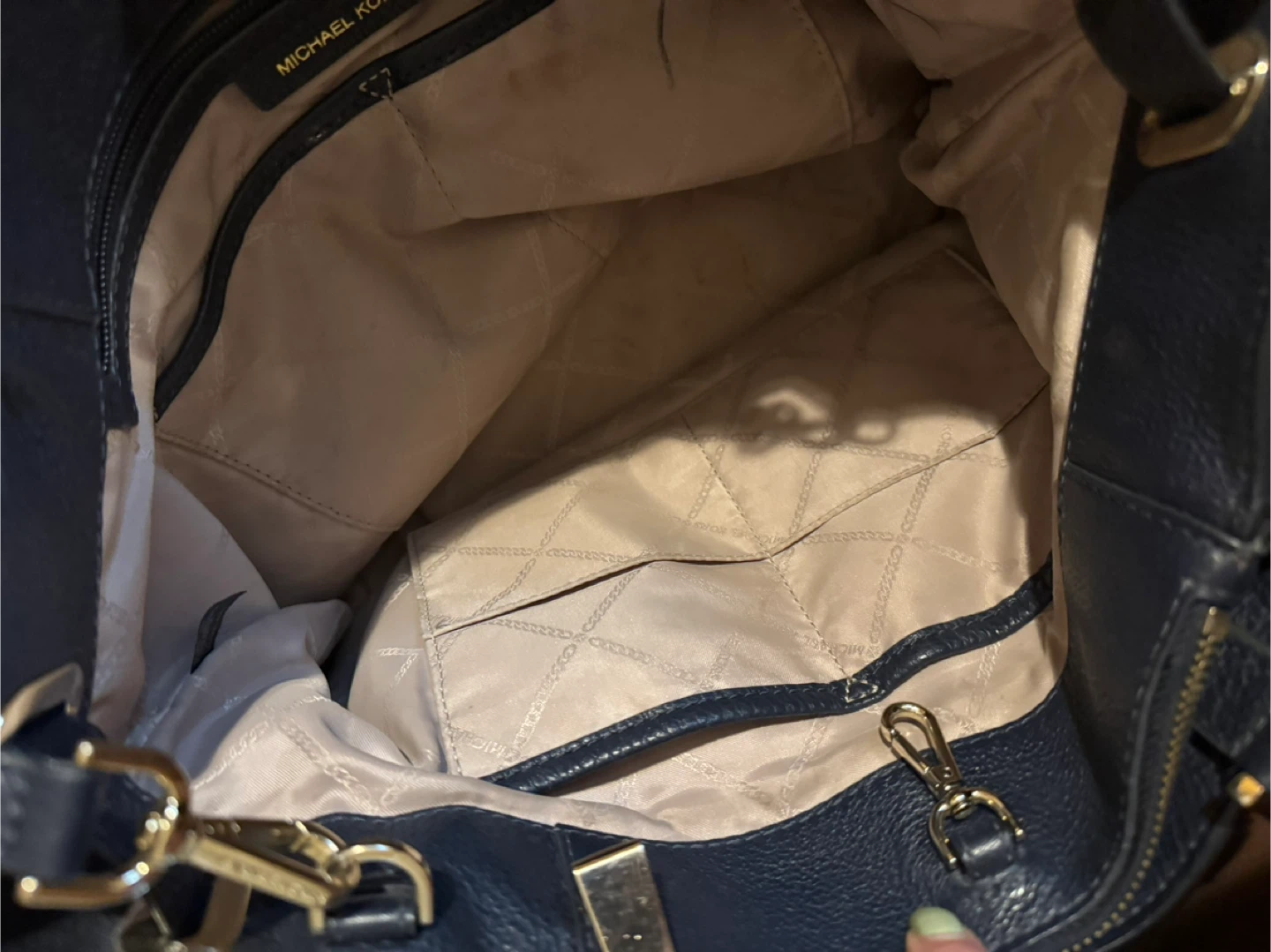 Michael Kors Navy Leather Bag - photo 3