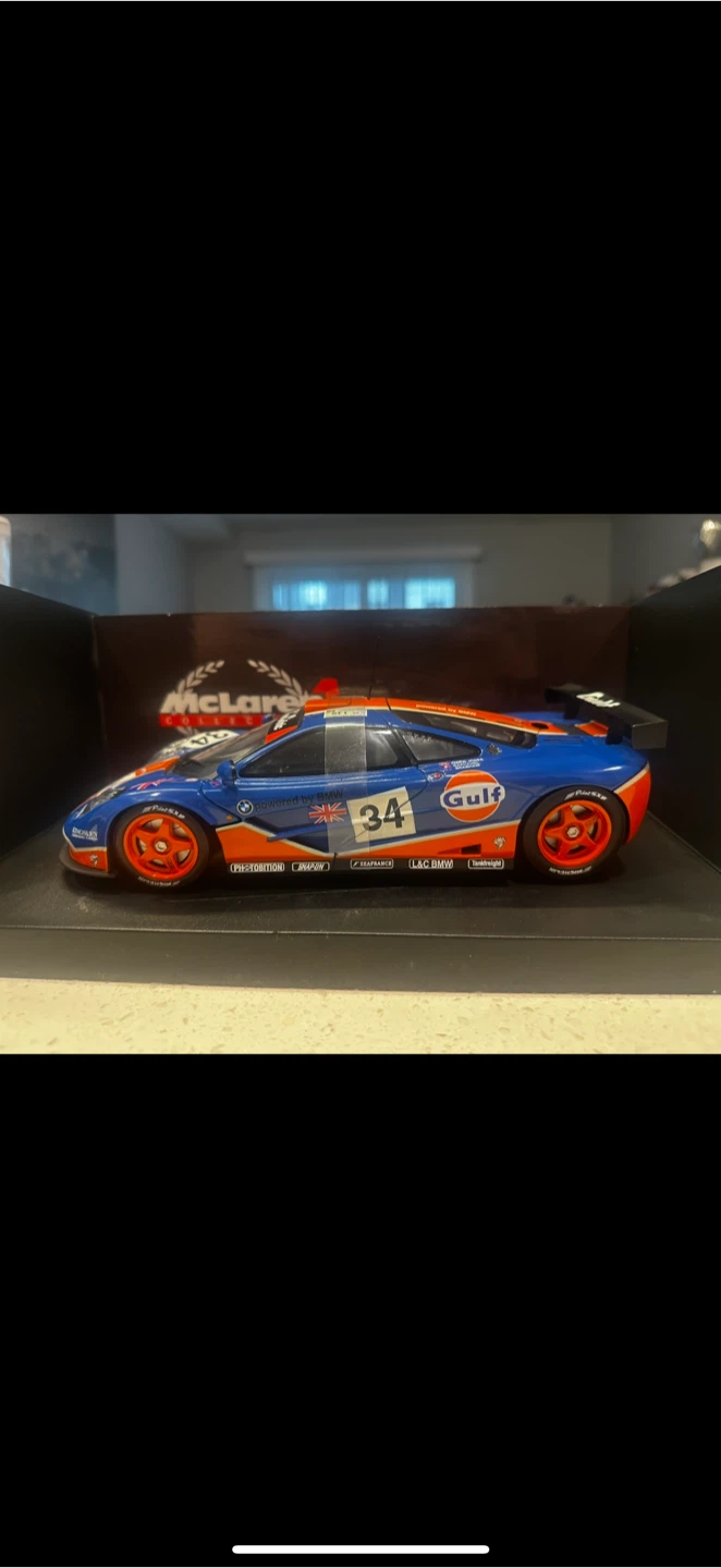McLaren F1 GTR Gulf #34 1:18 Diecast Model Car - photo 4