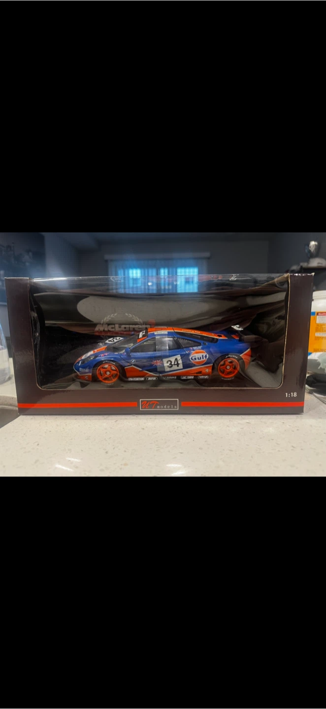 McLaren F1 GTR Gulf #34 1:18 Diecast Model Car