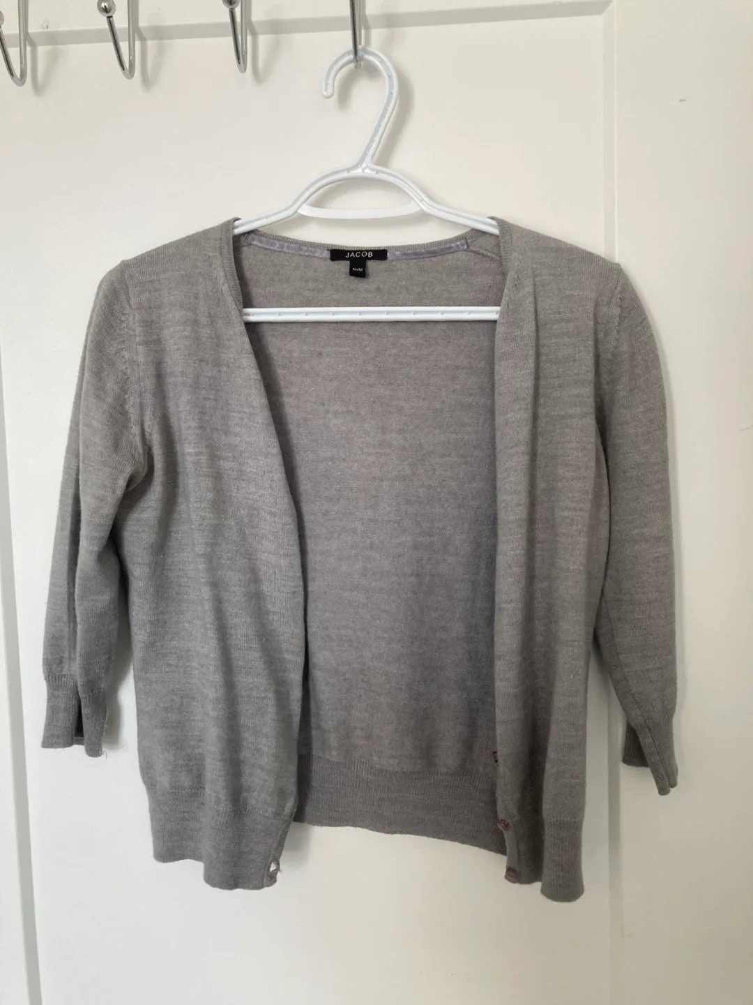 Jacob Grey Cardigan Size M/M thumbnail