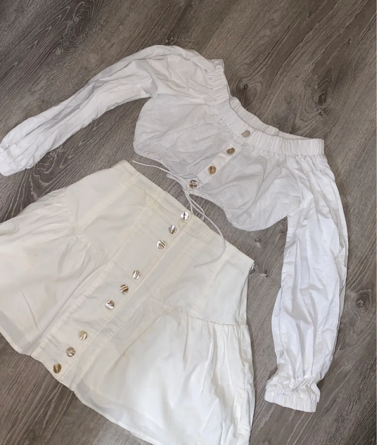 Sabo Skirt White Two-Piece Set - Size L thumbnail