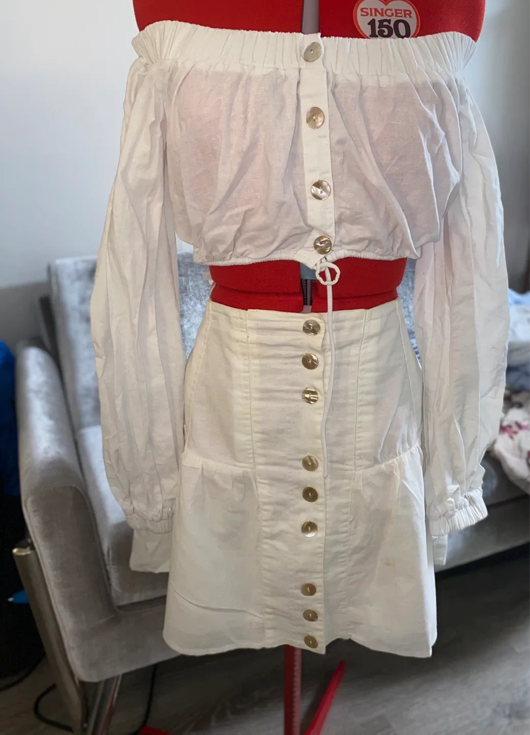 Sabo Skirt White Two-Piece Set - Size L image indicator(2)