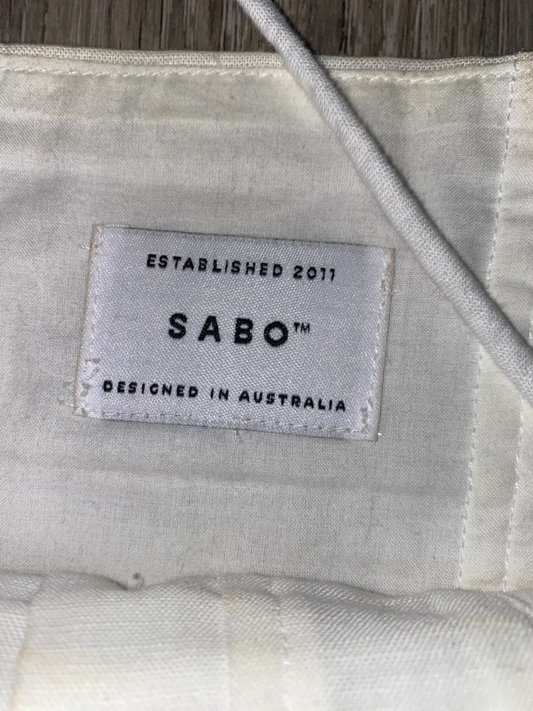 Sabo Skirt White Two-Piece Set - Size L image indicator(4)