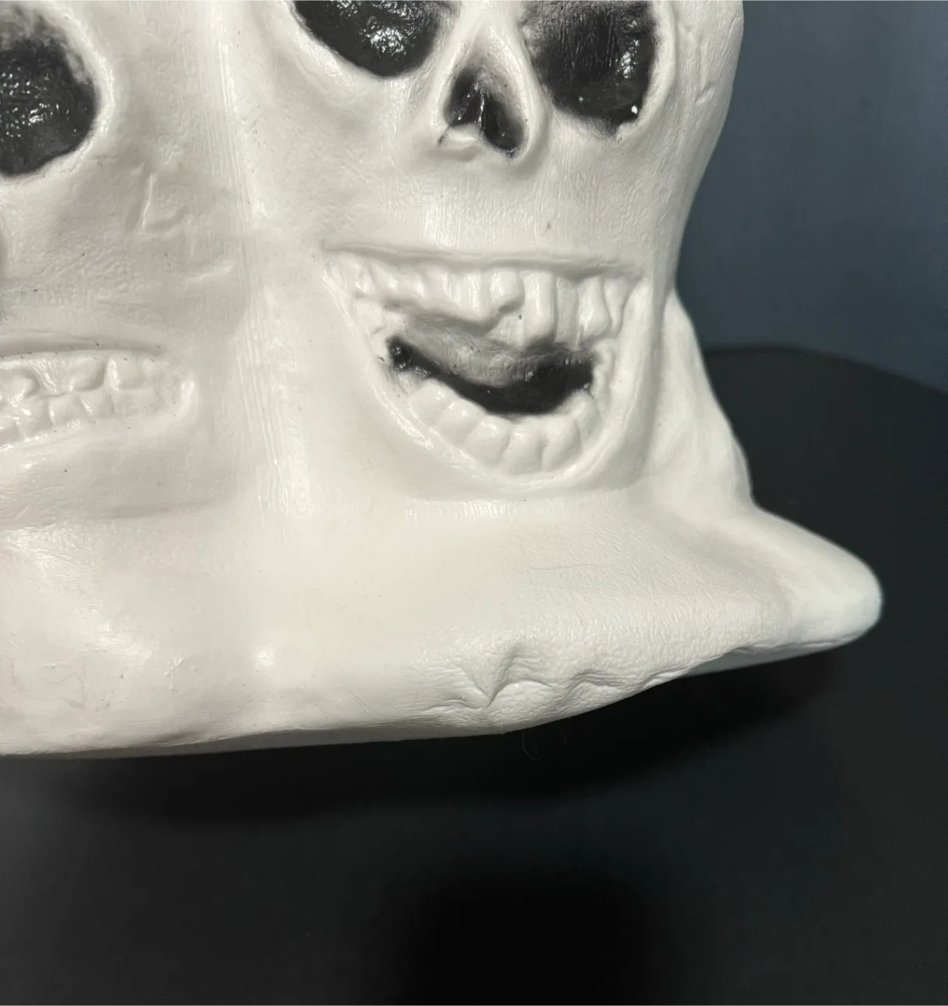 Vintage Halloween Skull Heads Blow Molds image indicator(6)