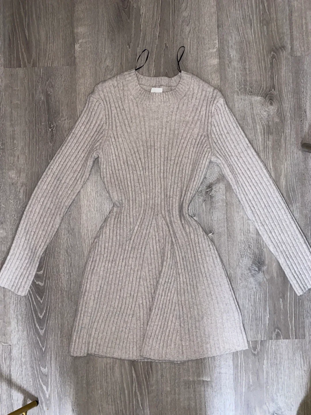 H&M Beige Ribbed Knit Dress - Size M image indicator(2)