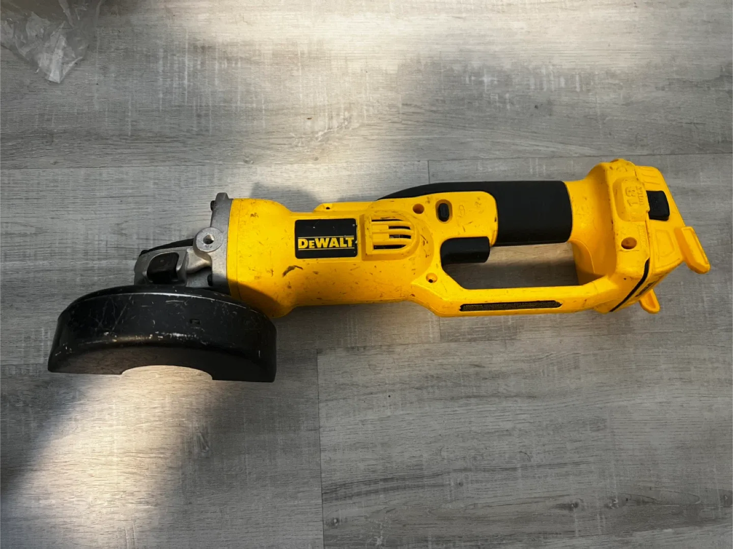 DeWalt Angle Grinder 18v Max thumbnail