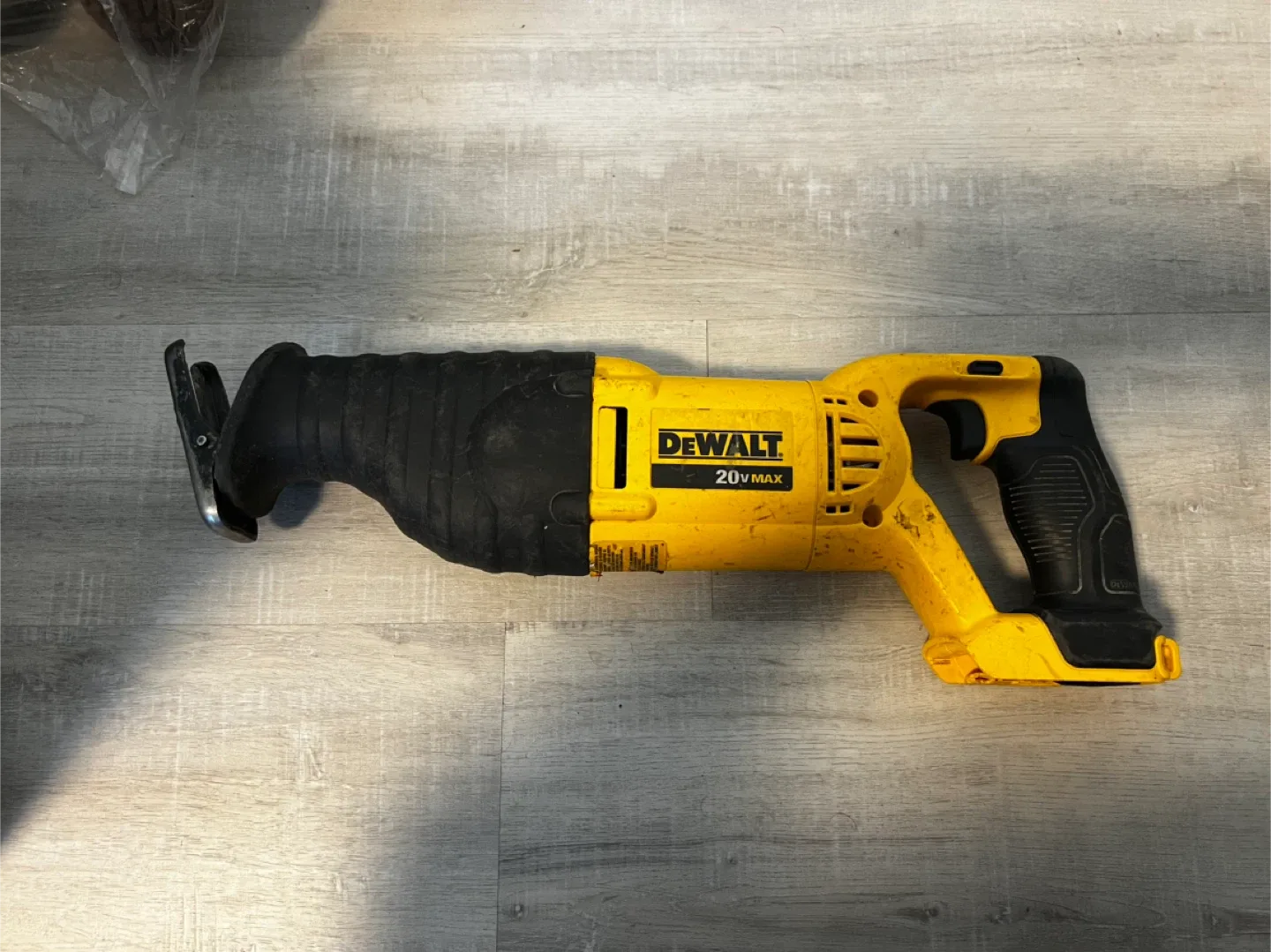 DeWalt 20V MAX Reciprocating Saw thumbnail