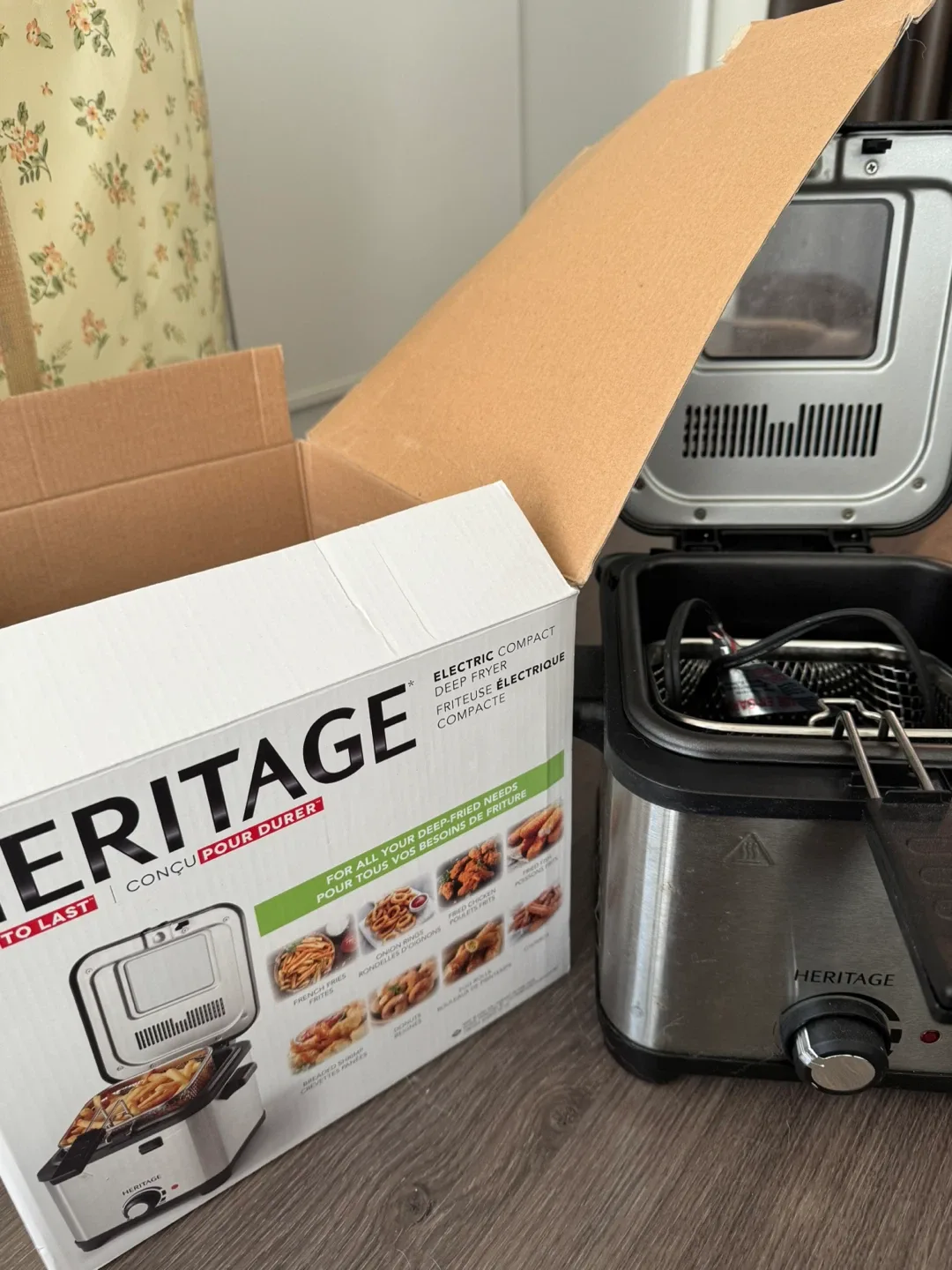 Heritage Compact Electric Deep Fryer thumbnail