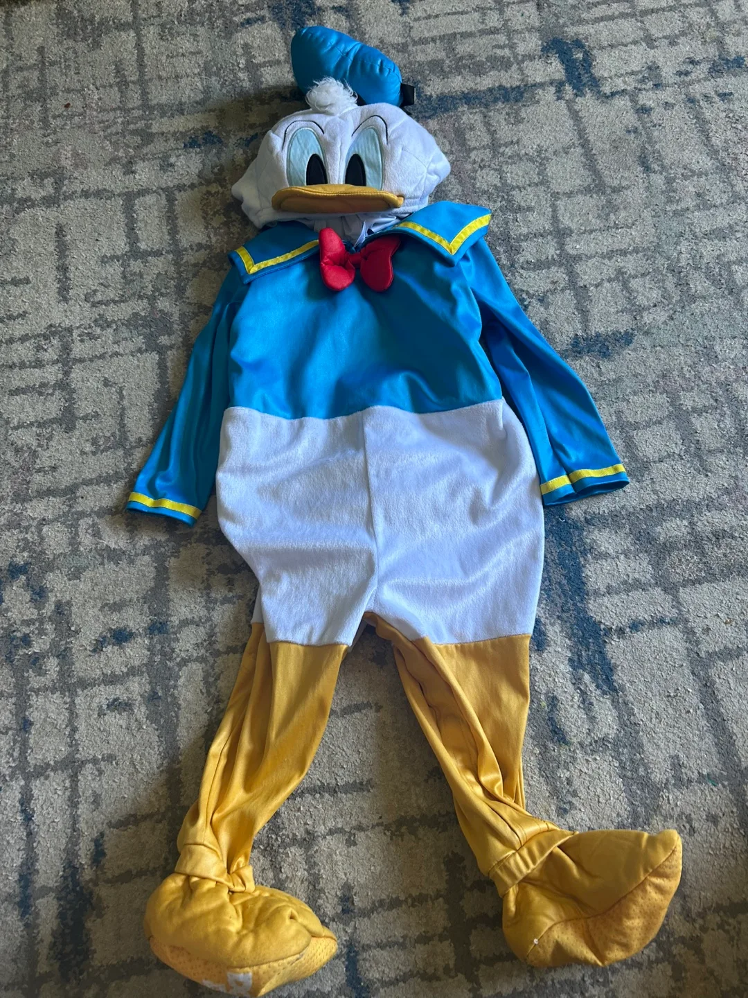Disney Donald Duck Costume - Size 18-24M thumbnail