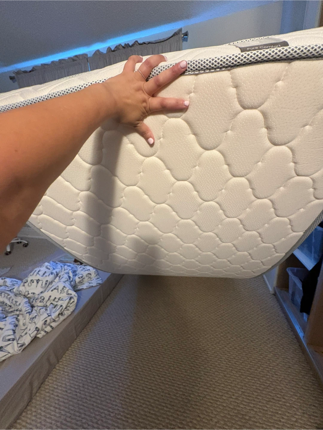 Twin foam mattress for sale - photo 3