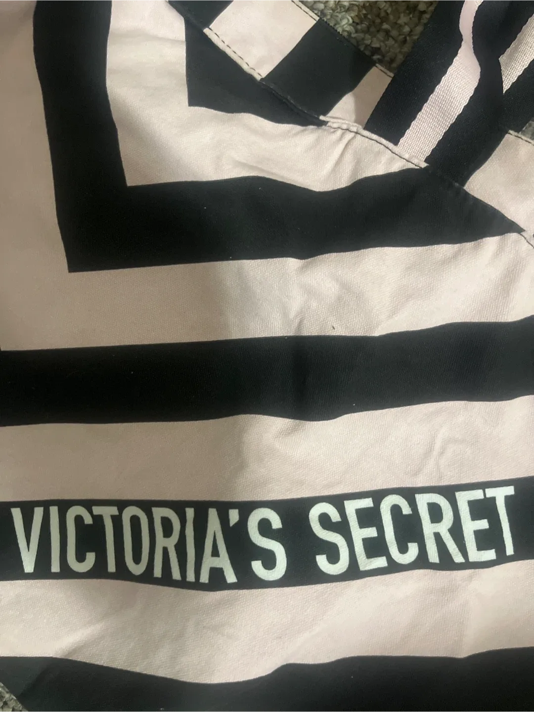 Victoria's Secret Tote Bag - Black & White image indicator(2)