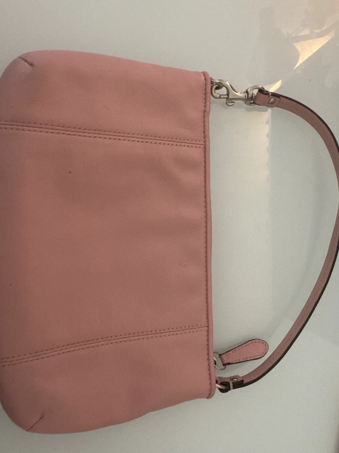 Coach Pink Leather Handbag image indicator(2)