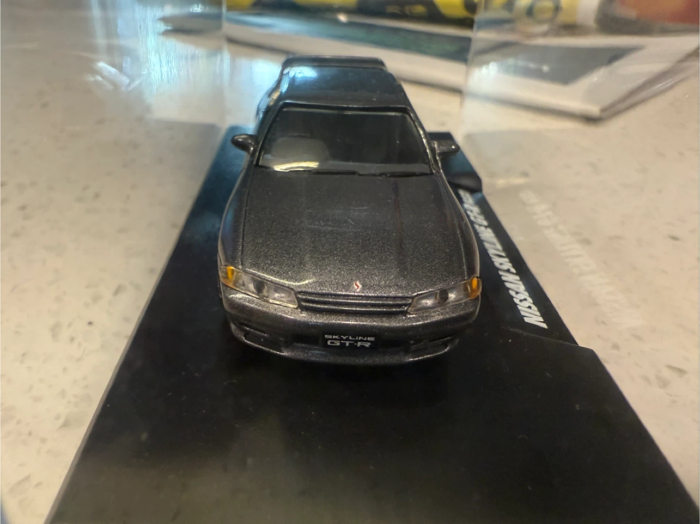 Nissan Skyline GT-R (R32) Diecast Model Car - photo 3