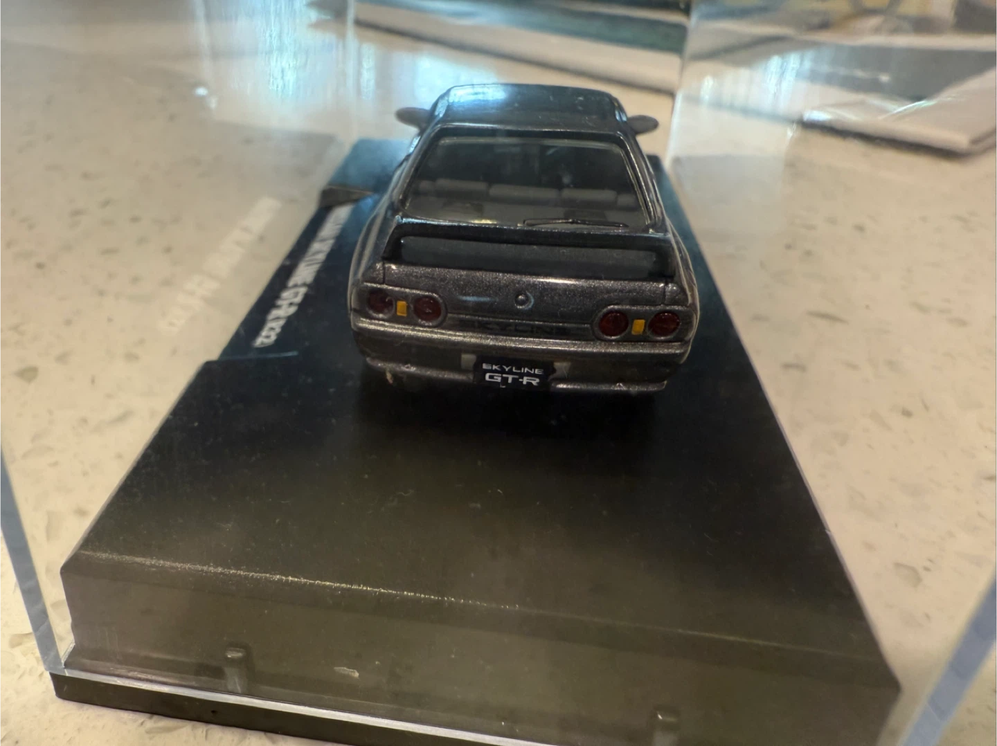 Nissan Skyline GT-R (R32) Diecast Model Car - photo 4