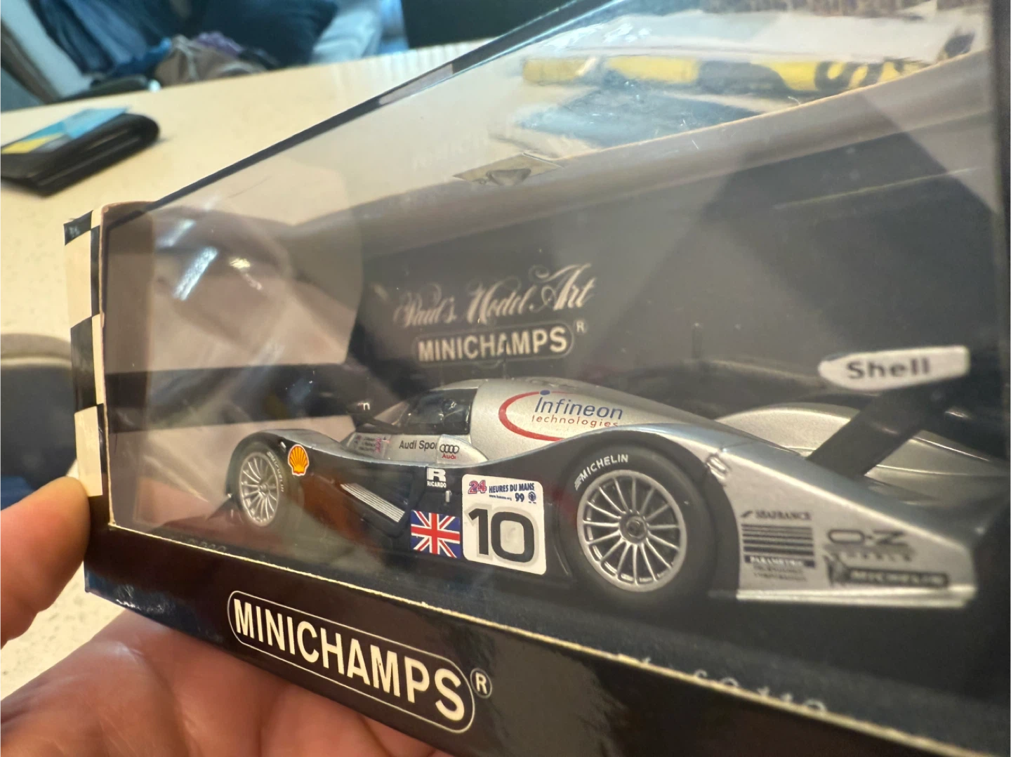 Minichamps 1/43 Audi R8C 24h Le Mans 1999 #1 of 2112 pcs - photo 3