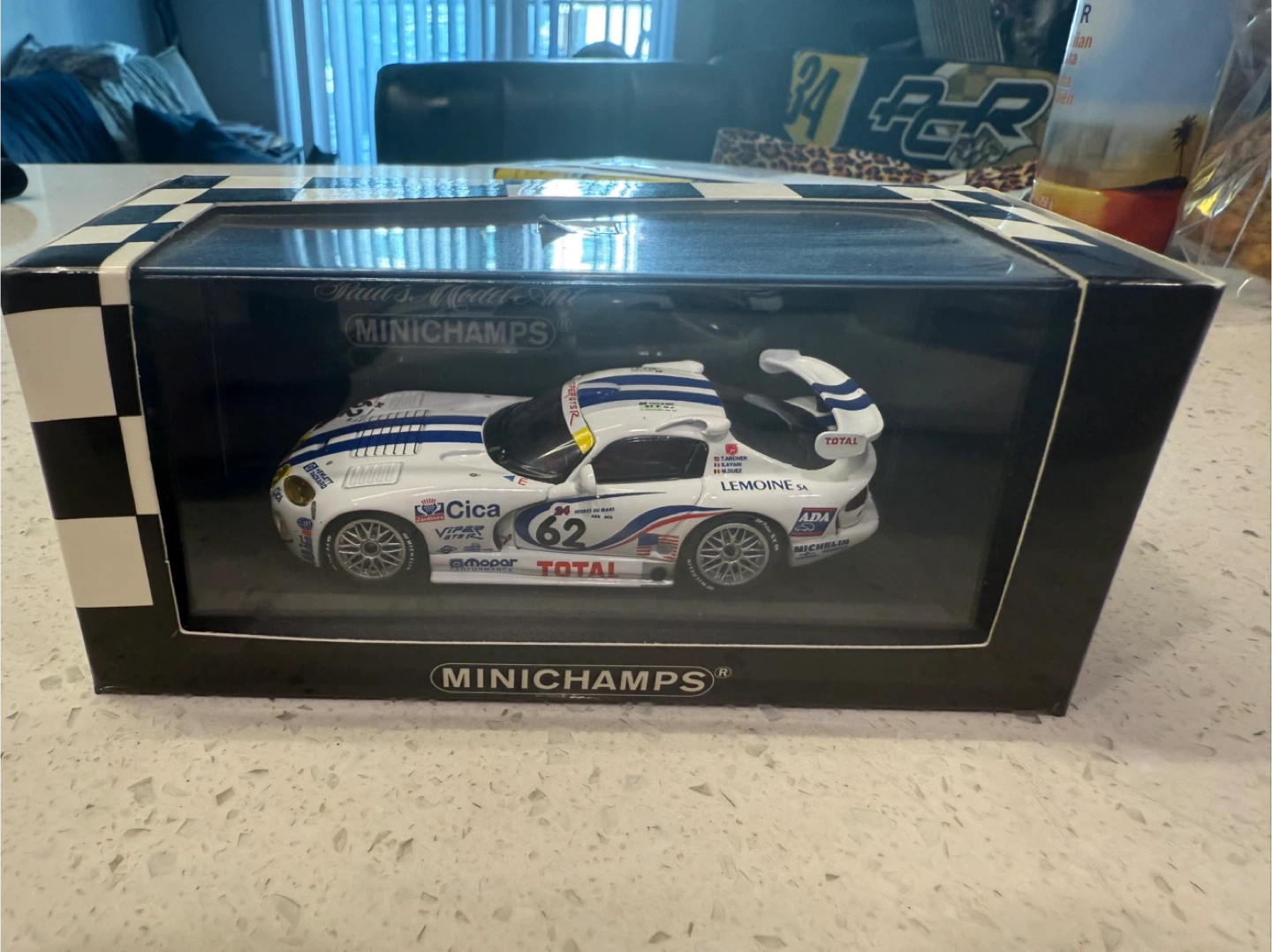 Minichamps Team Oreca Dodge Viper GTS-R Le Mans 1997