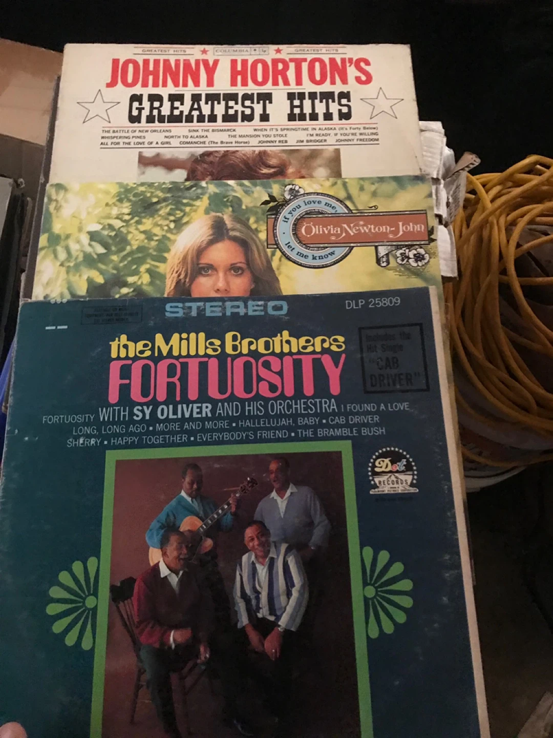 Vintage Vinyl Records - Johnny Horton, Mills Brothers, Dean - photo 3