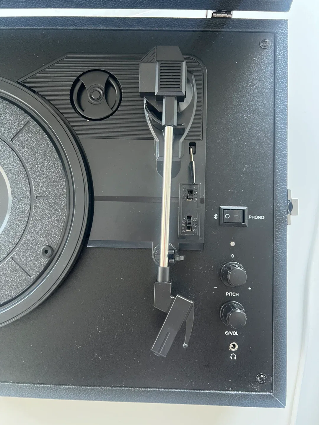 ⭐️Crosley Black Turntable(need fixing) image indicator(4)