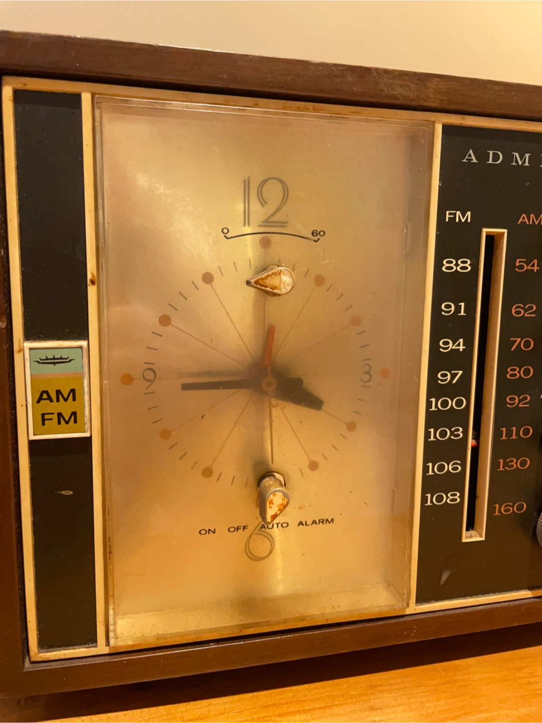 1960's Admiral Tube Radio - photo 3