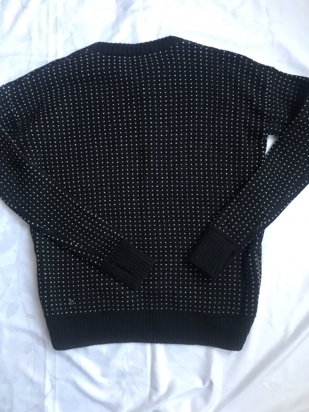 Women’s Lululemon Black Sweater with white dots - Size 4 - photo 2