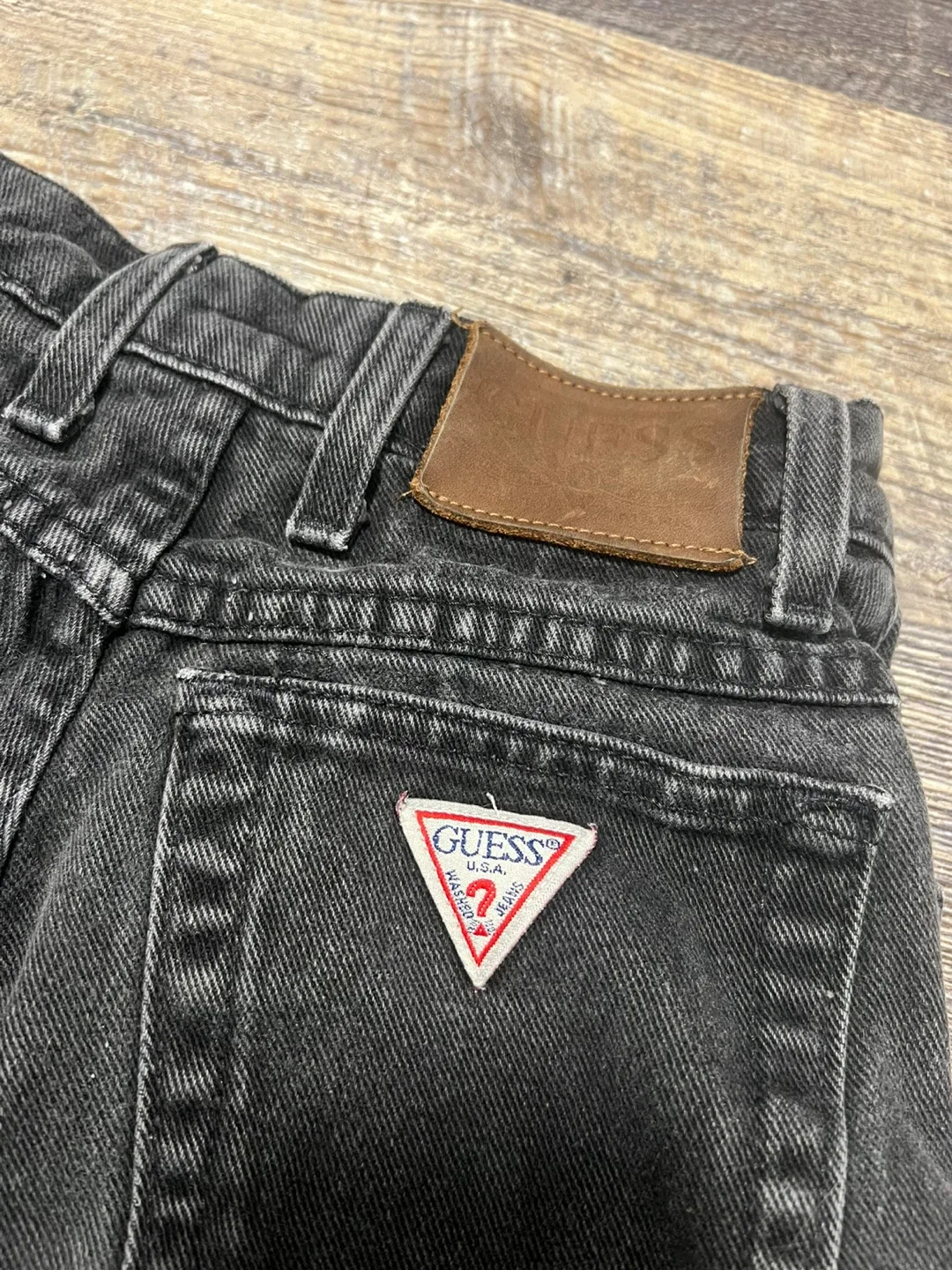 Guess Jeans Black Denim Shorts Size 26 thumbnail