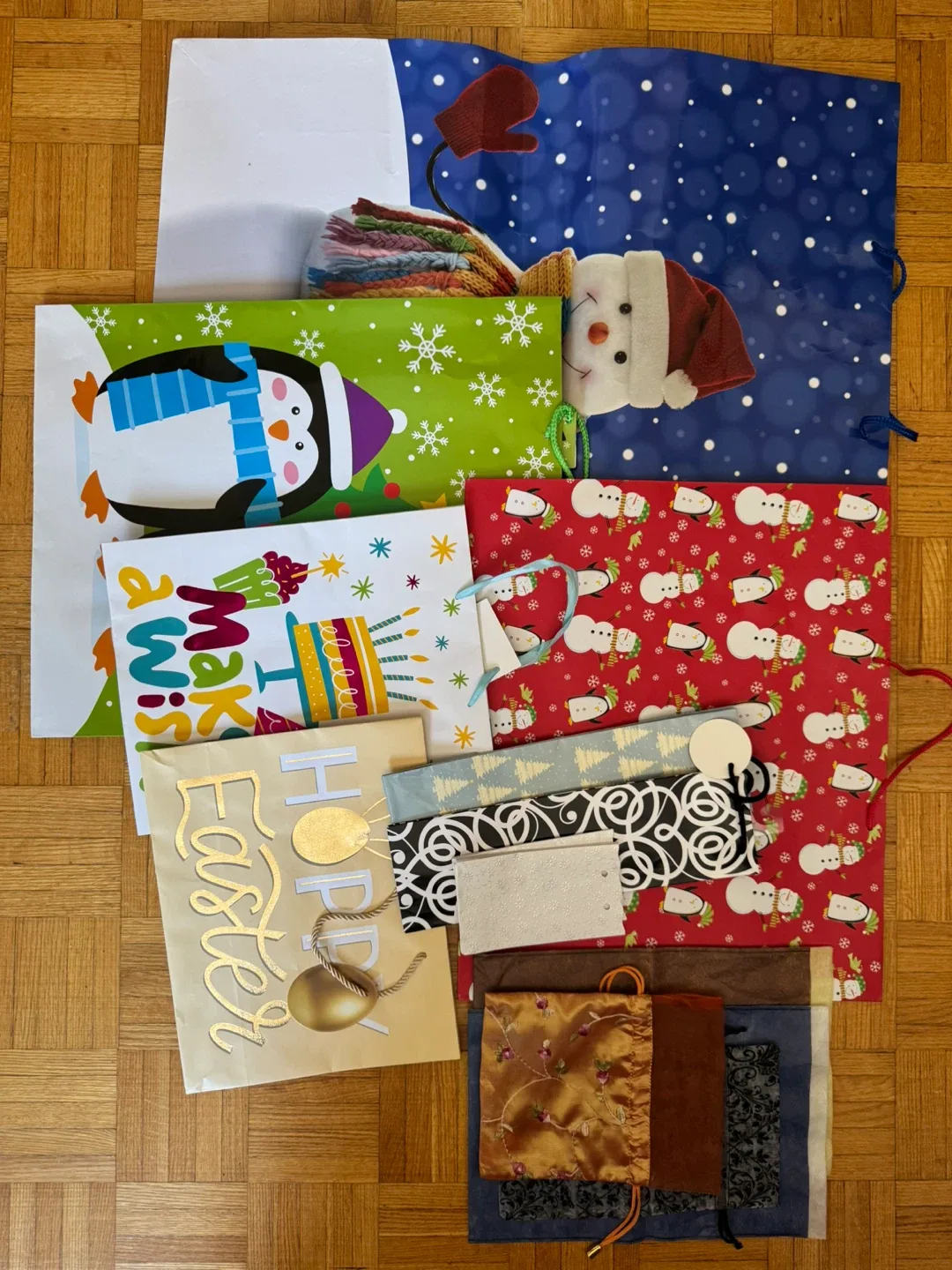 Assorted Gift Bags thumbnail