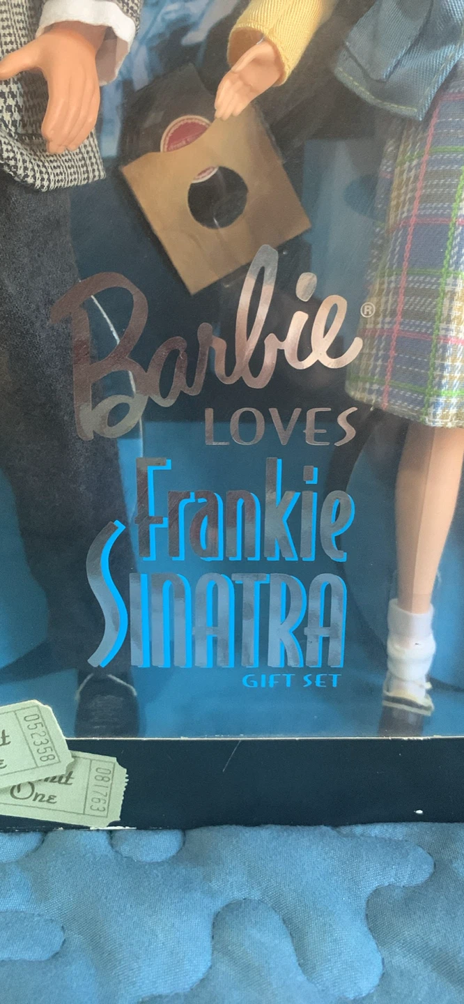 Barbie Loves Frankie Sinatra Gift Set Dolls - photo 2