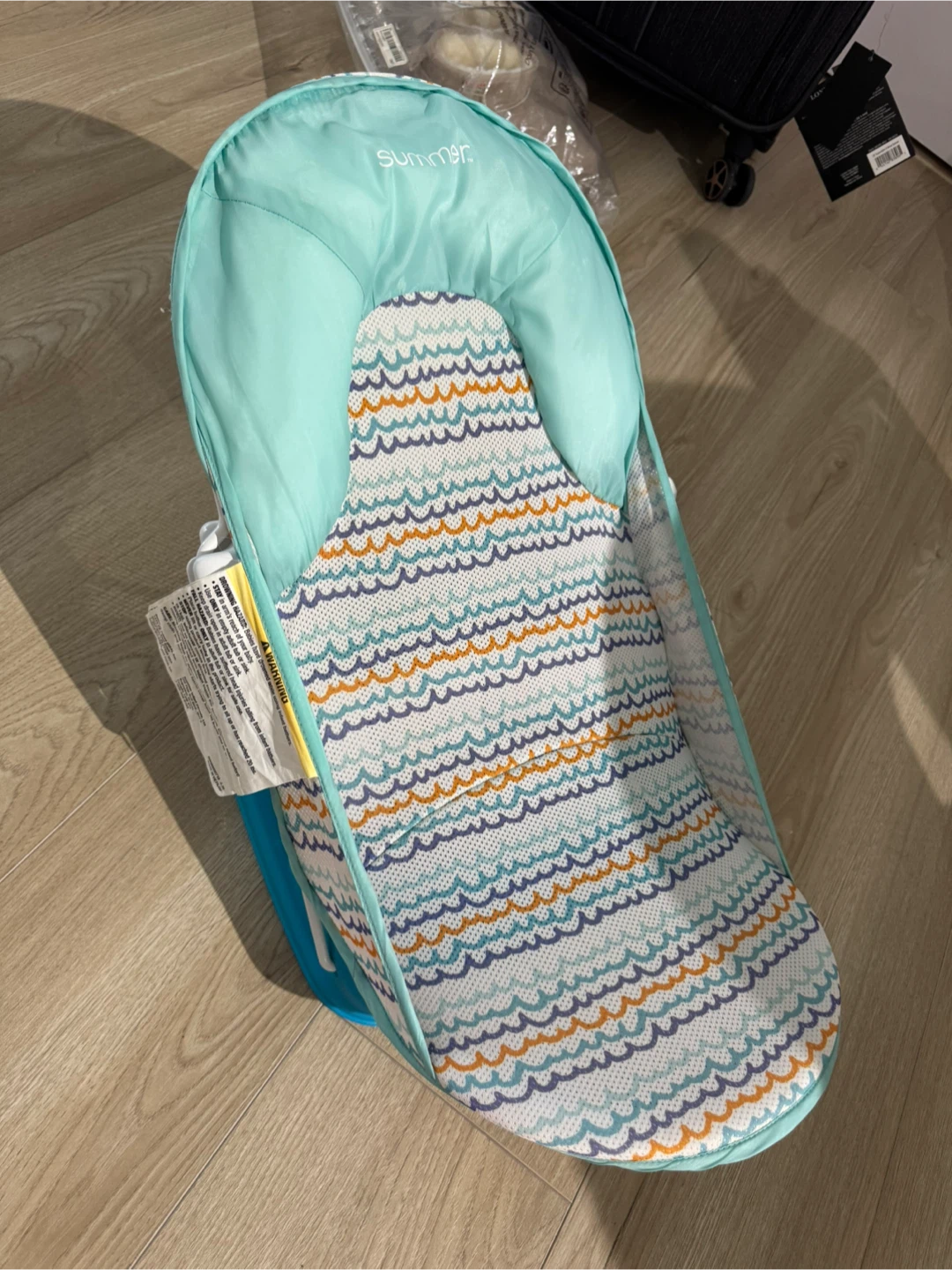 Summer Infant Soothe & Relax and Fisher-Price High Chair - photo 2