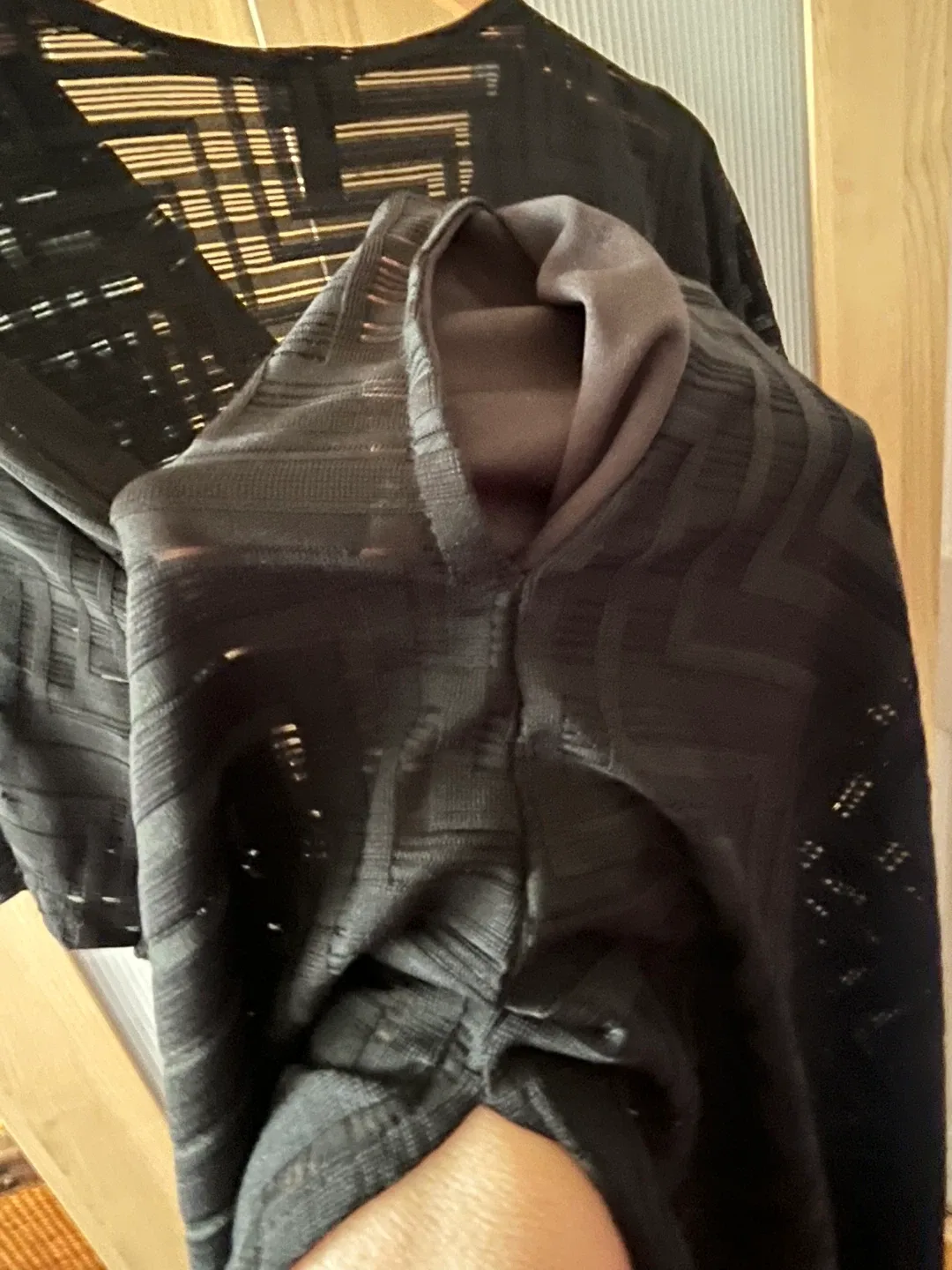 Donna Black Cover-Up - Size M, made in Canada image indicator(6)