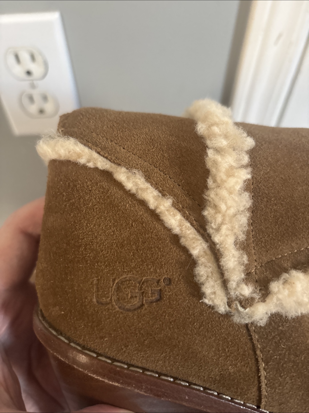UGGS Platform Boots - photo 3
