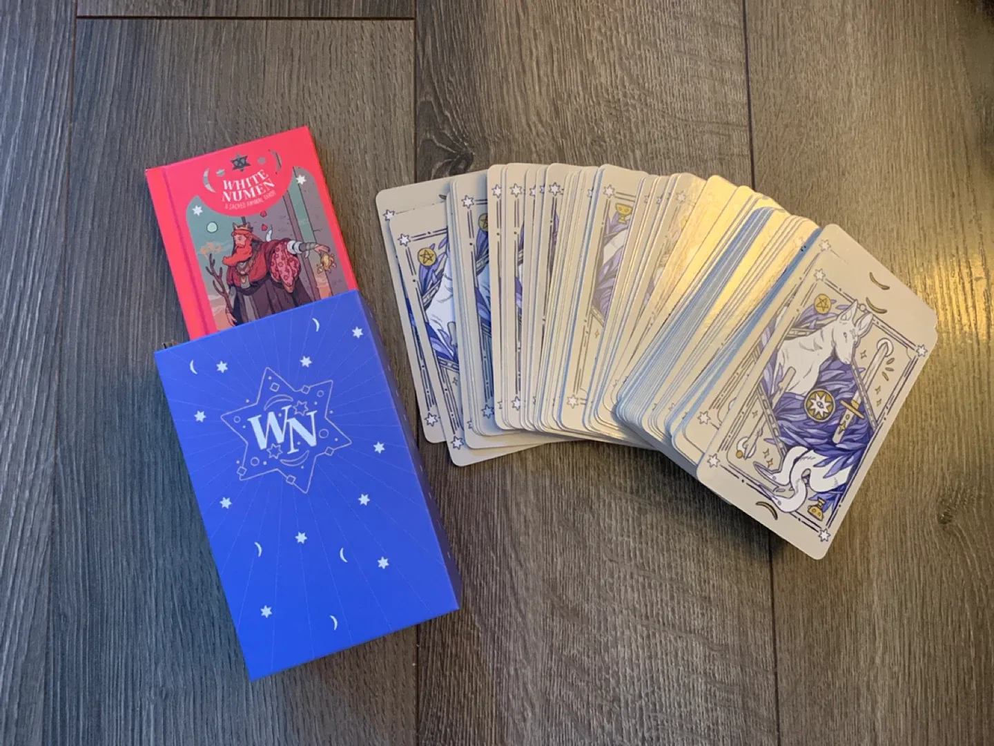 White Numen: A Sacred Animal Tarot Deck image indicator(2)