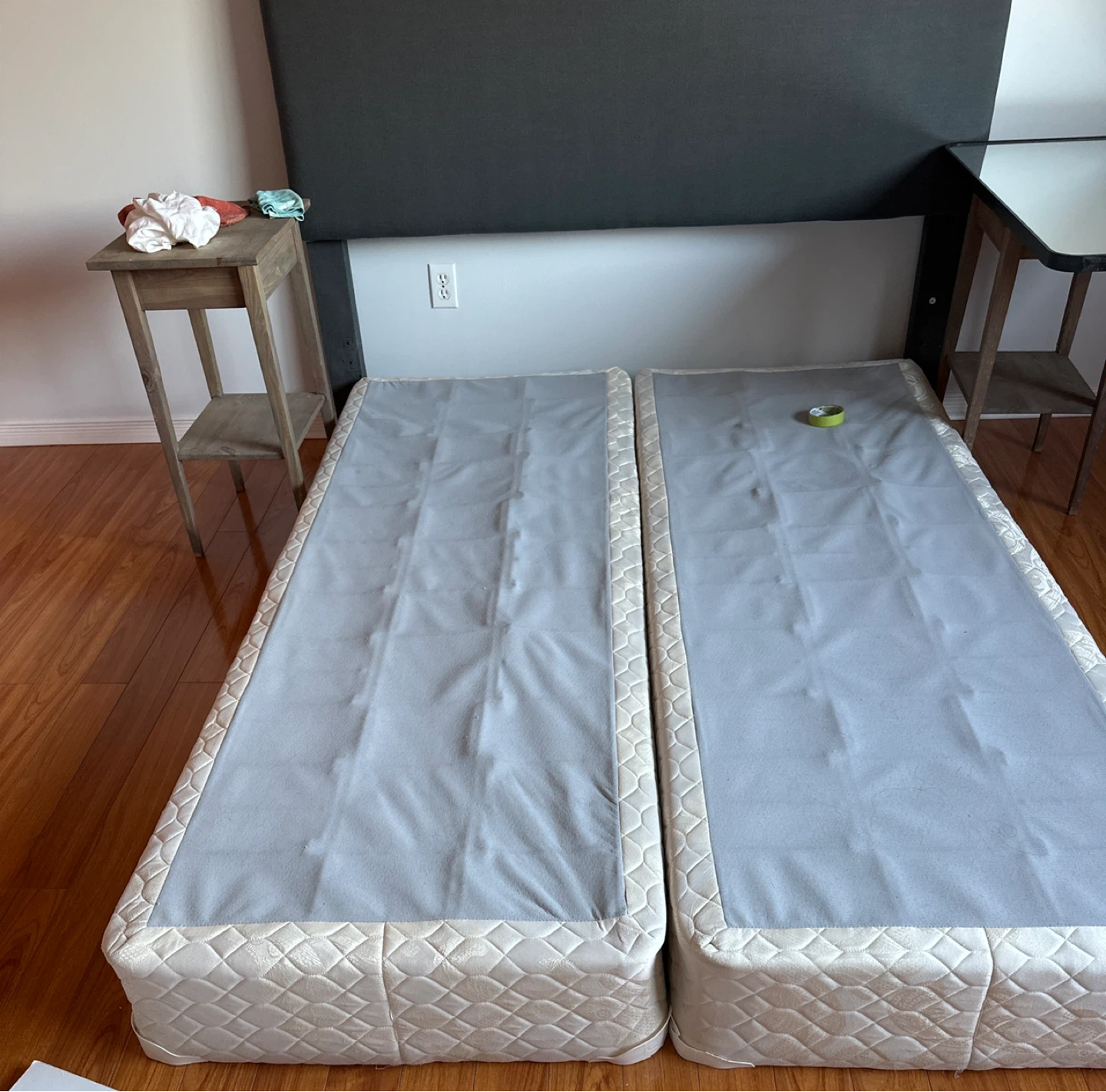 Split Box Spring- pickup from Scarborough AFTER Sep 22