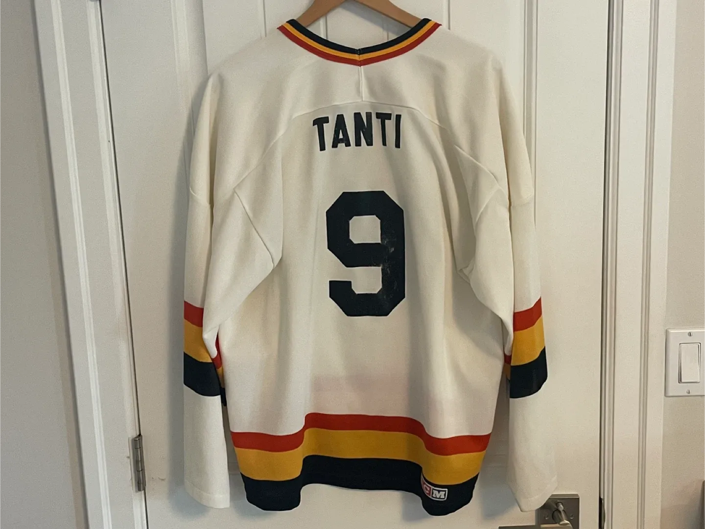 Authentic Vintage CCM Vancouver Canucks Tony Tanti Jersey XL thumbnail